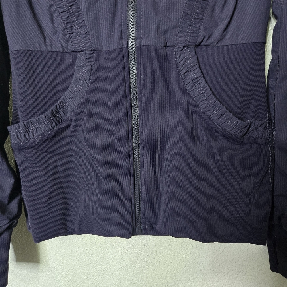 Zip-Up Jacket - Picture 5 of 5